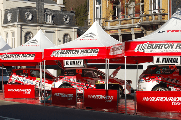 Tente paddock hexagonale pour Burton Racing Rallye
