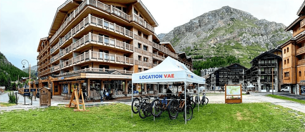 Intersport Val d'Isère tente location VTT